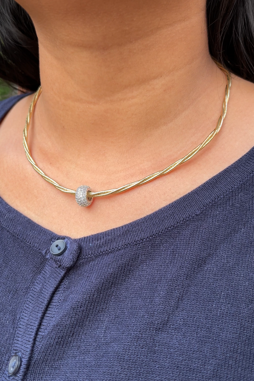 TWO-WAY GOLD BAND NECKLACE WITH DETACHABLE PENDANT