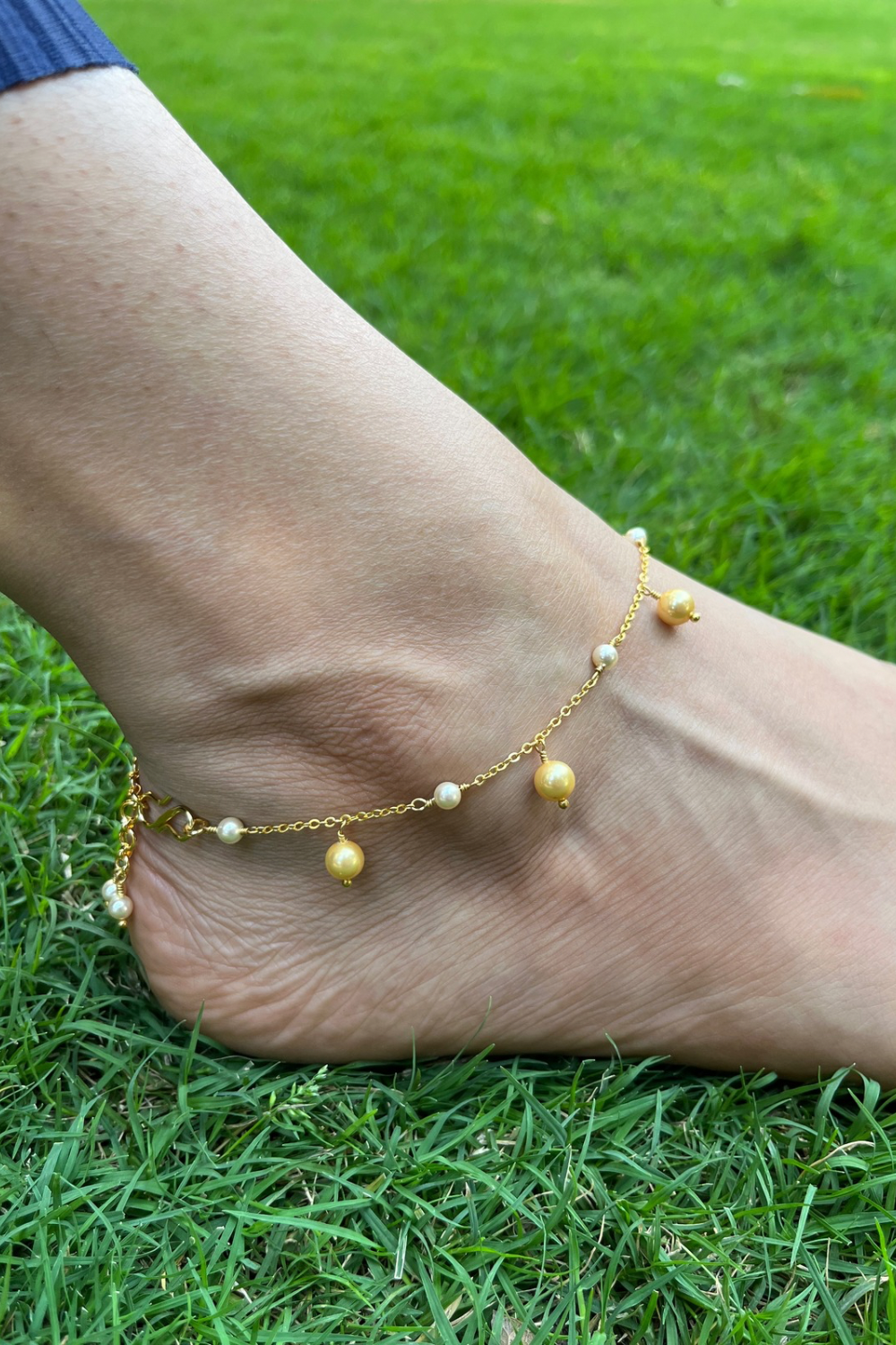 GOLDEN PEARL DROPLET ANKLETS
