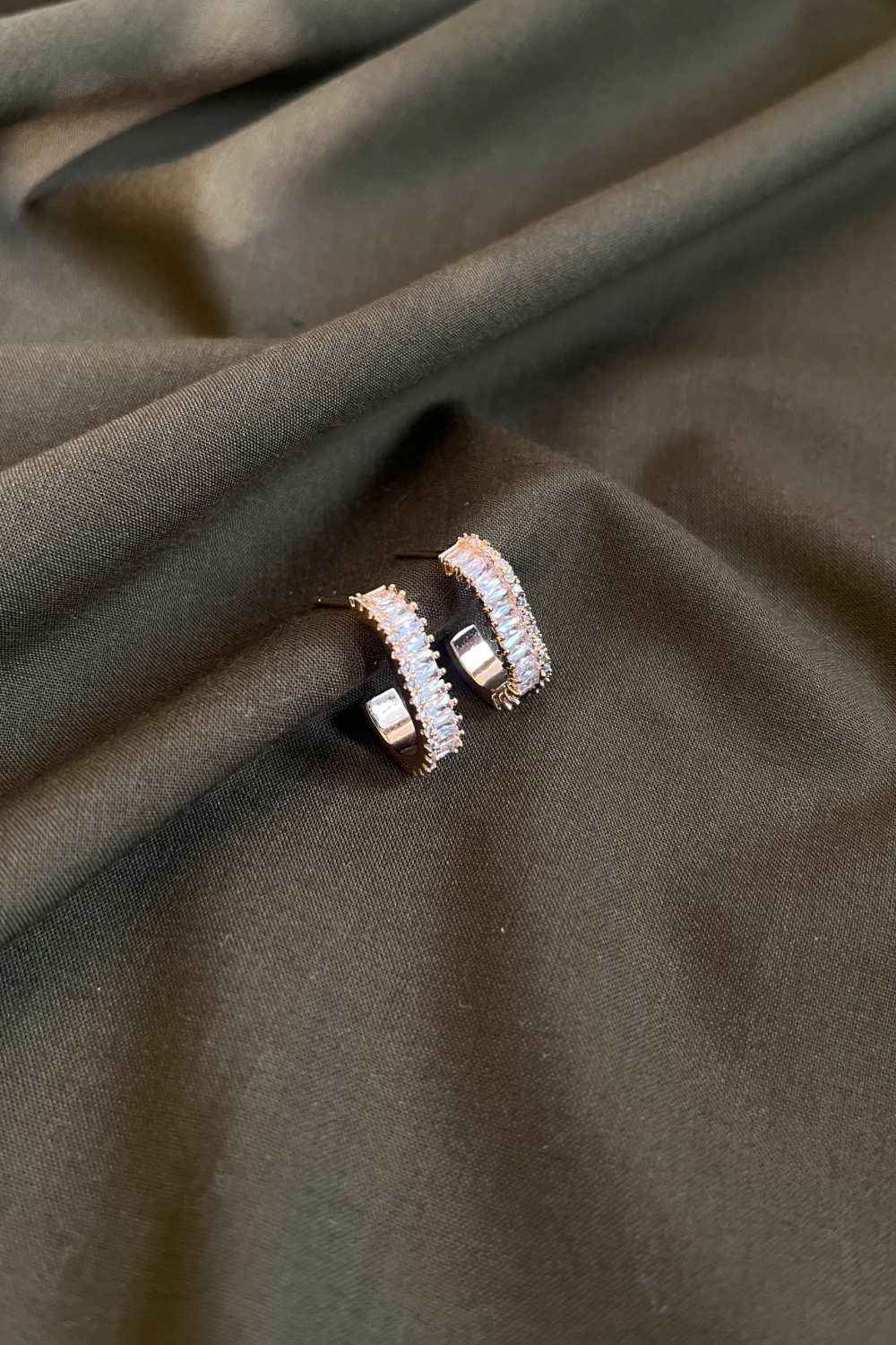 GOLD COLOR DIAMANTÉ J HOOPS