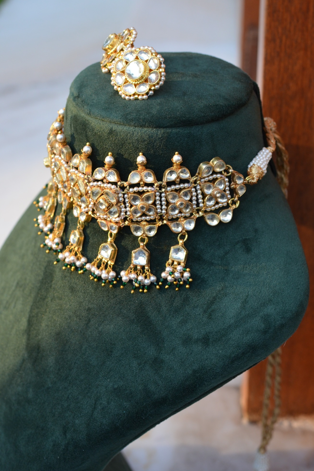 BRIDAL CHAUKI POLKI CHOKER SET WITH STUDS