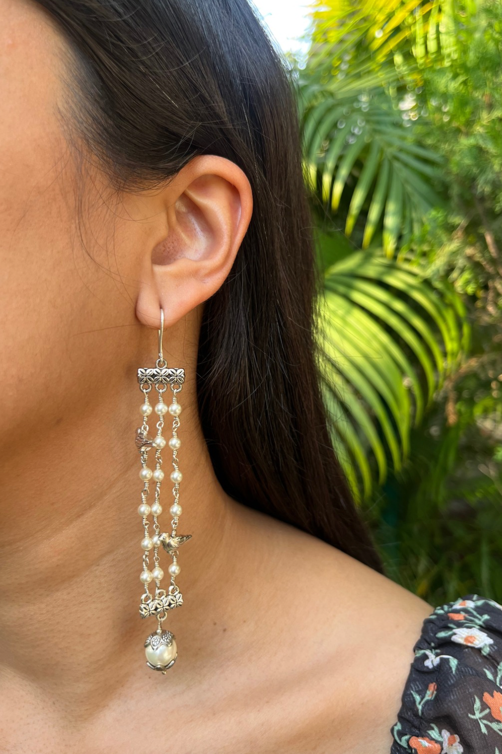 THREE LINE BIRD EARRINGS- PEARL DROP