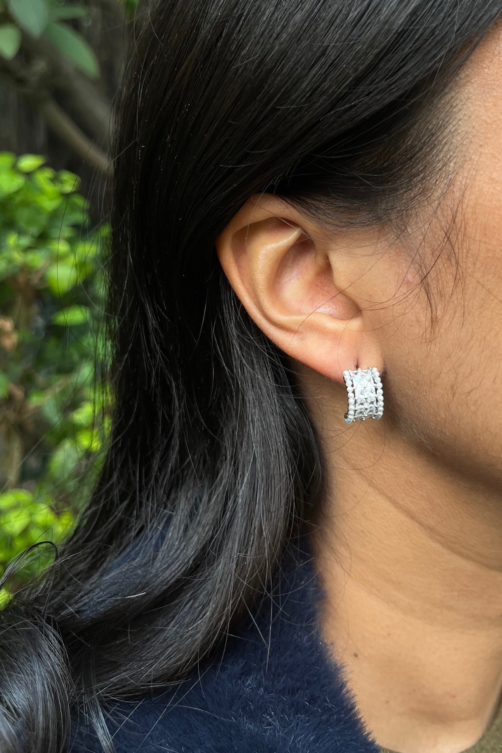 SILVER COLOR HALF HOOPS