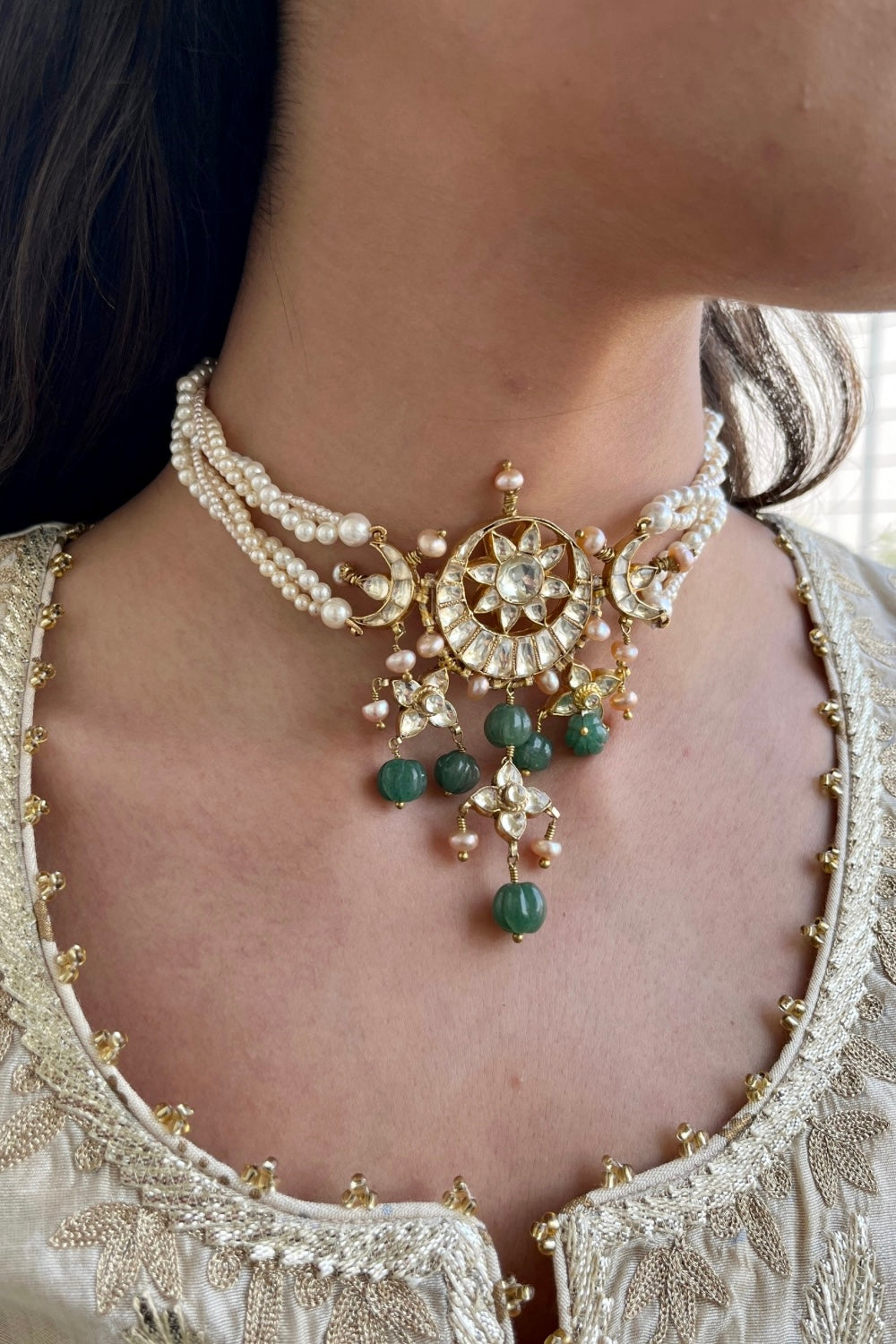 CHANDRANI CHOKER & STUDS - EMERALD GREEN