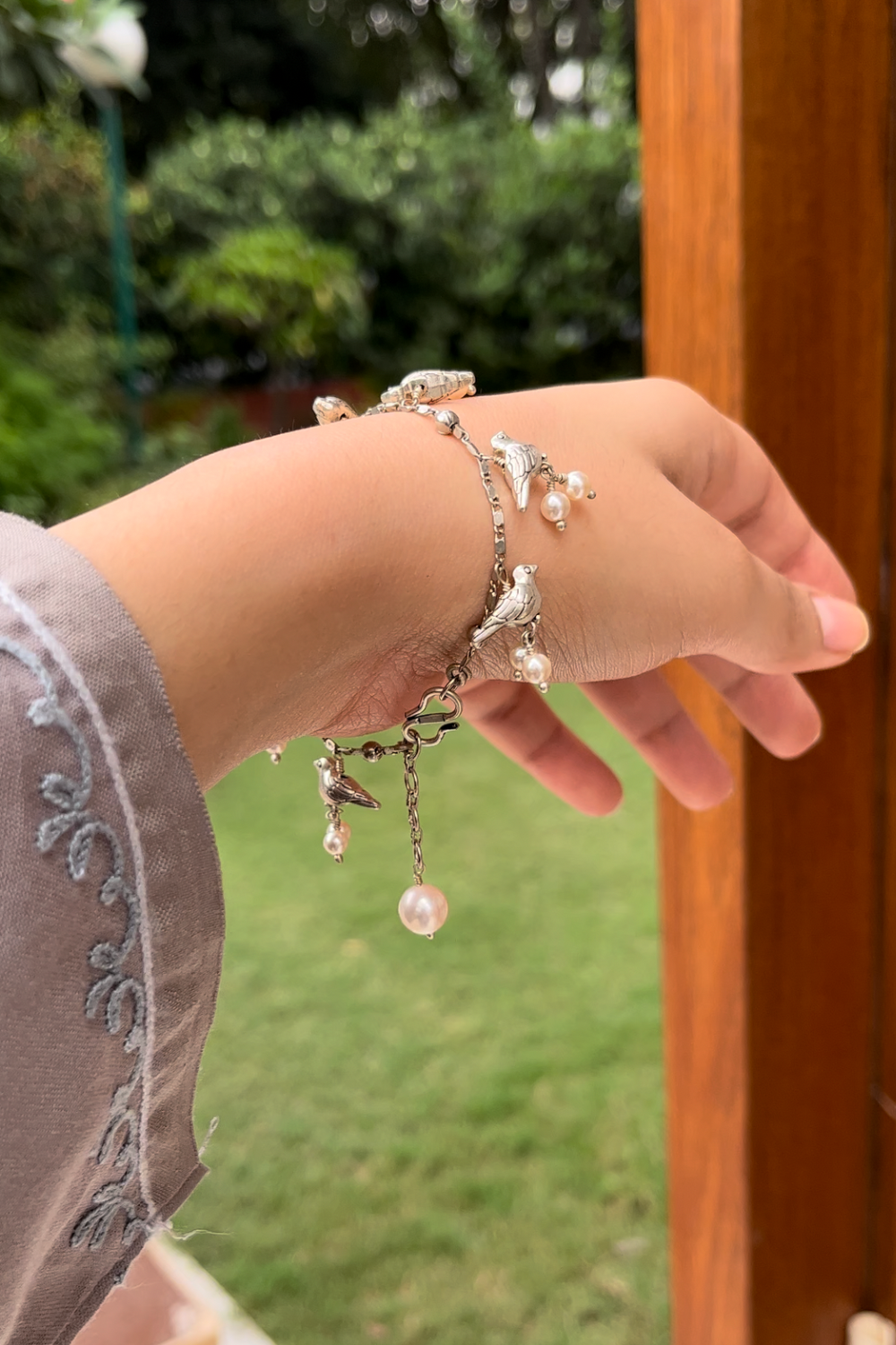SILVER COLOR BIRD BRACELET