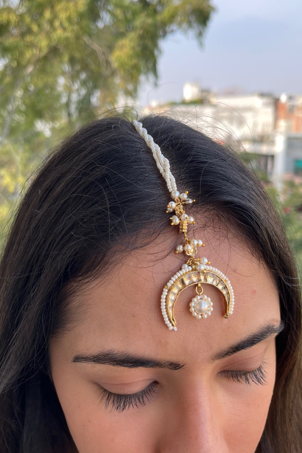CRESCENT MANGTIKA