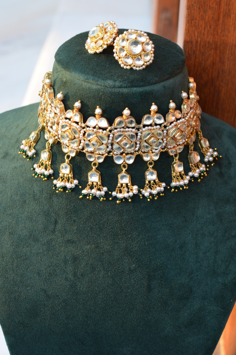 BRIDAL CHAUKI POLKI CHOKER SET WITH STUDS