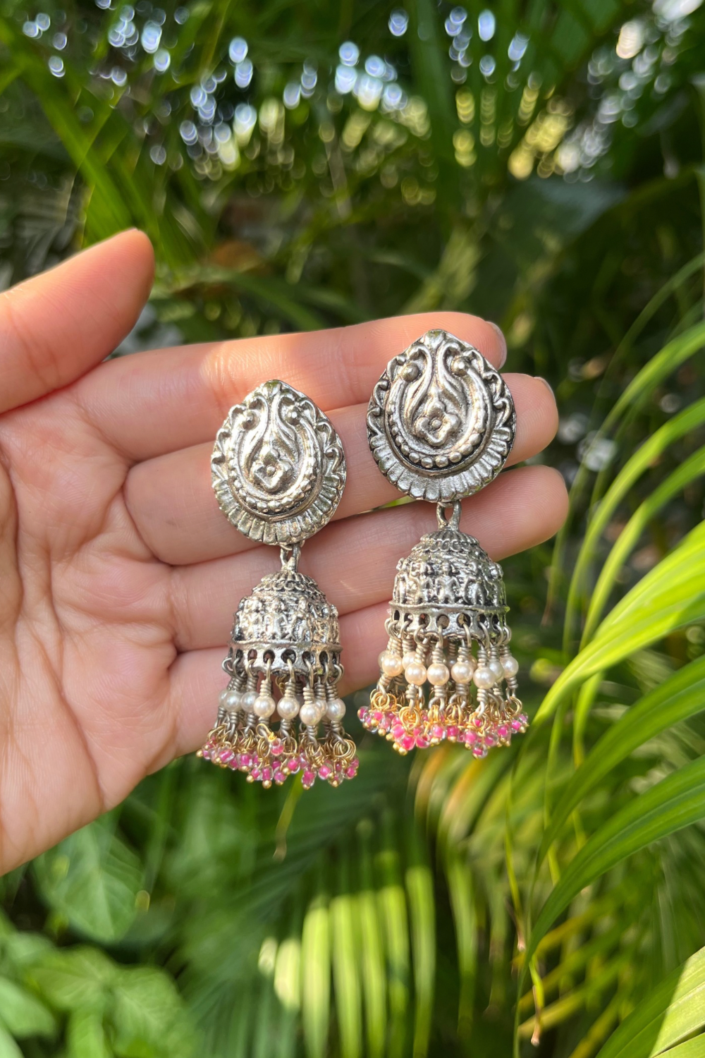 BETEL TOPS FIGURE PINK JHUMKIS