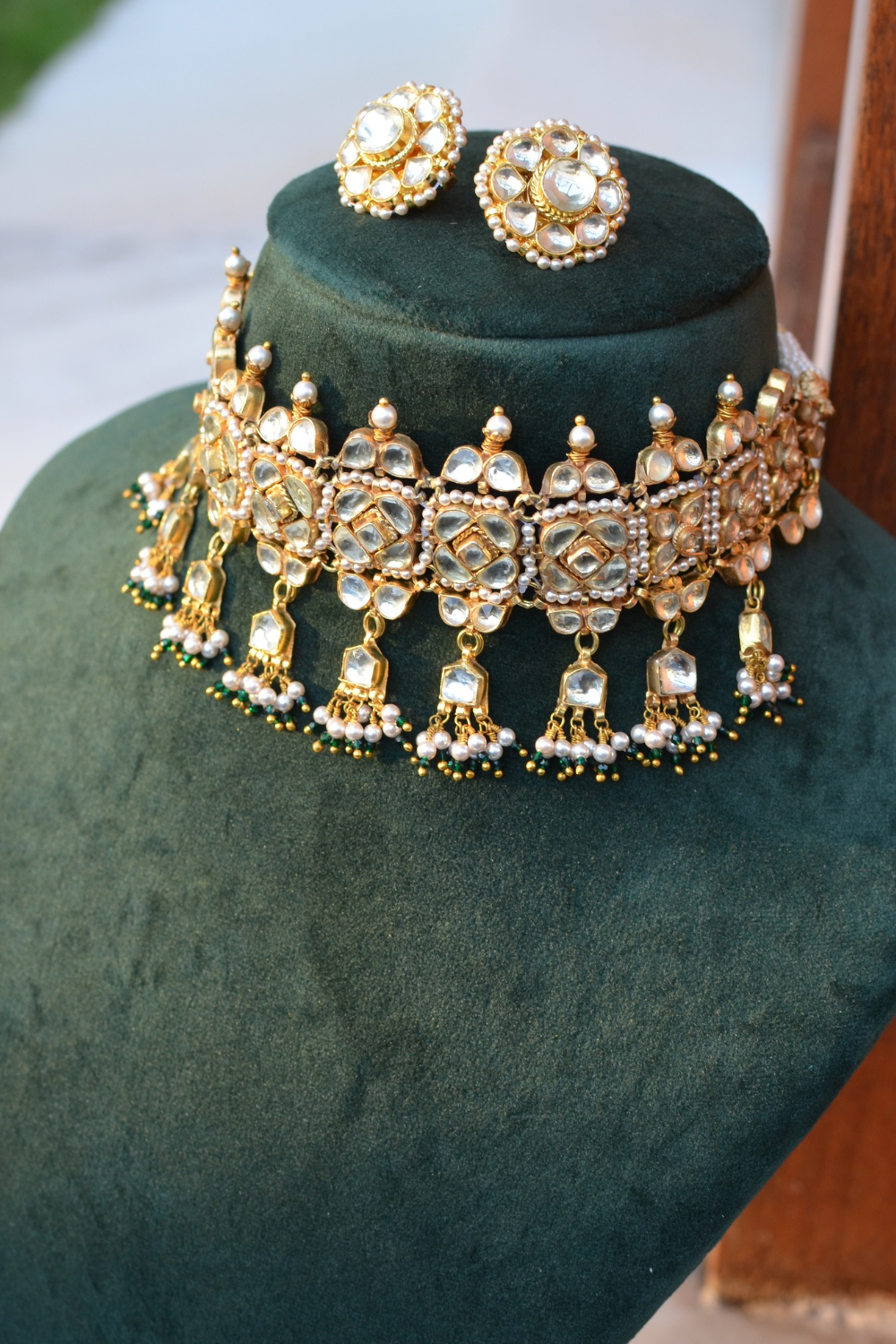 BRIDAL CHAUKI POLKI CHOKER SET WITH STUDS