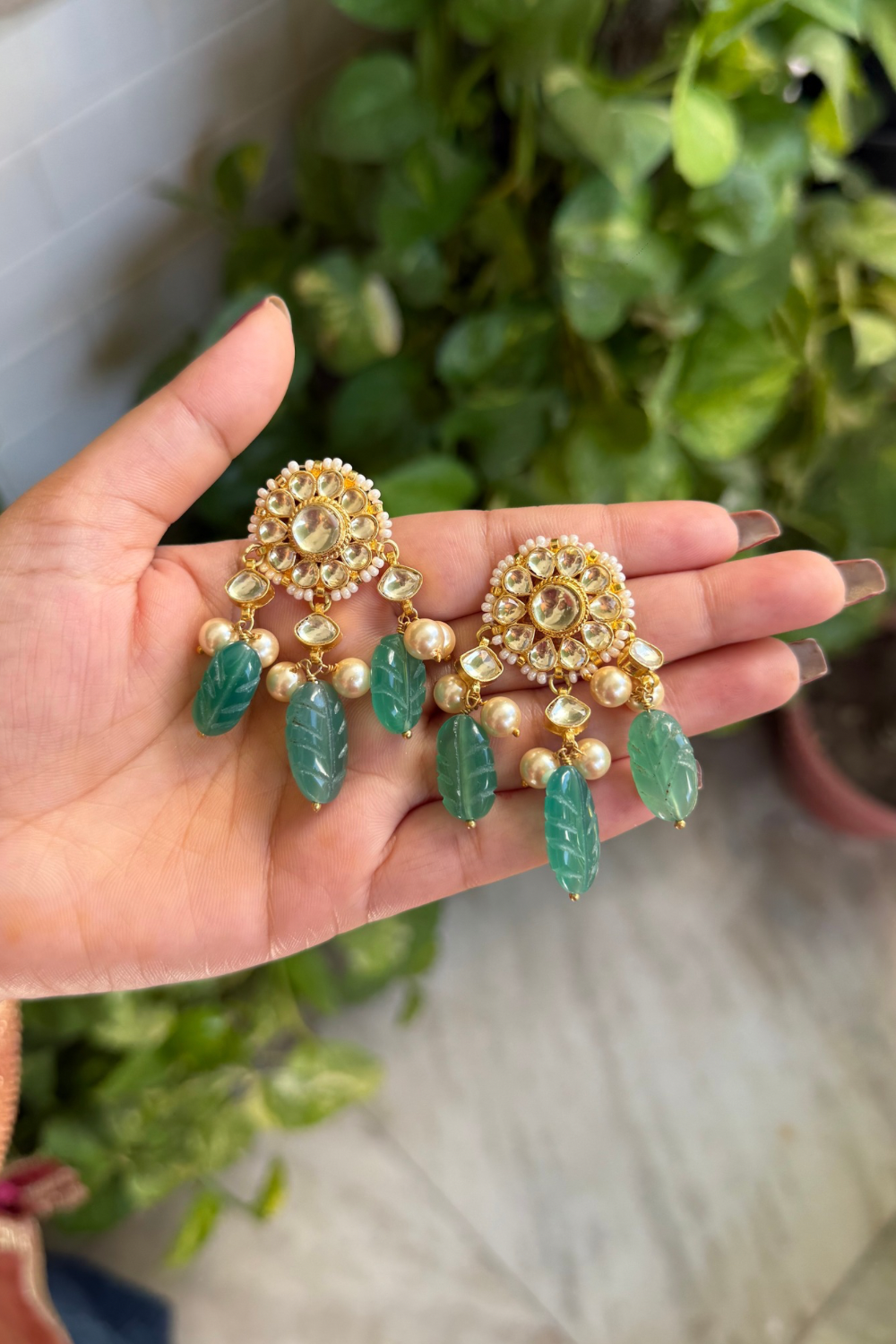 POLKI CARVED STONES STUDS