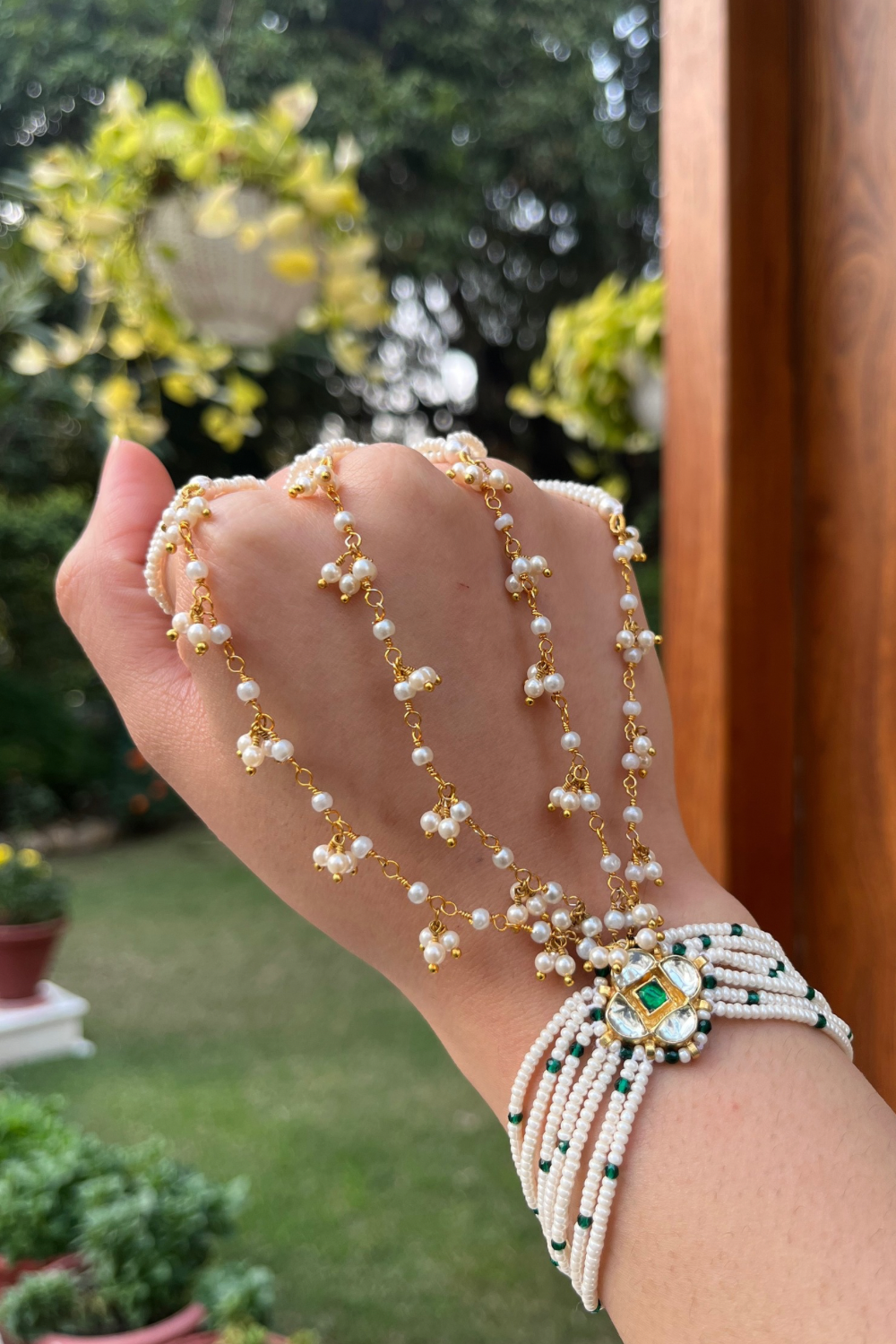 4 FINGERS POLKI HATHPHOOL- RIGHT HAND