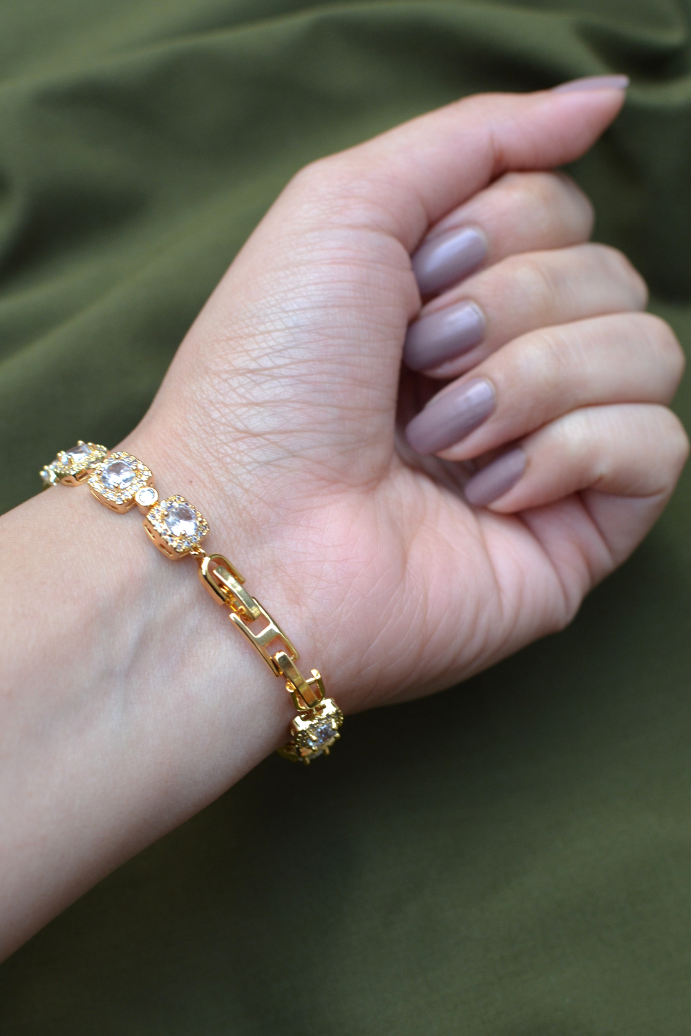 GOLD AND DIAMANTÉ SQUARE TENNIS BRACELET
