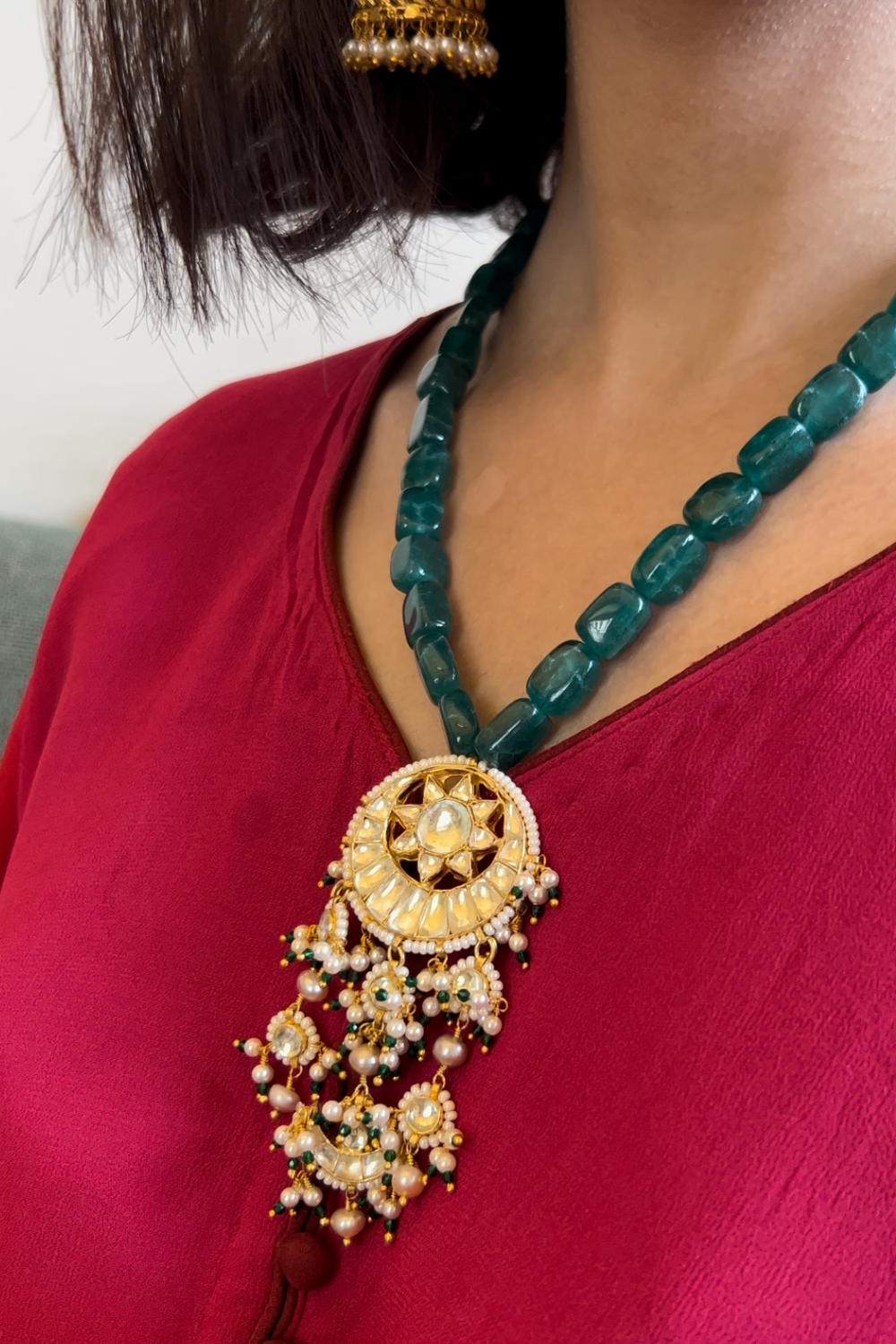 GREEN TUMBLE KUNDAN NECKLACE JHUMKIS SET