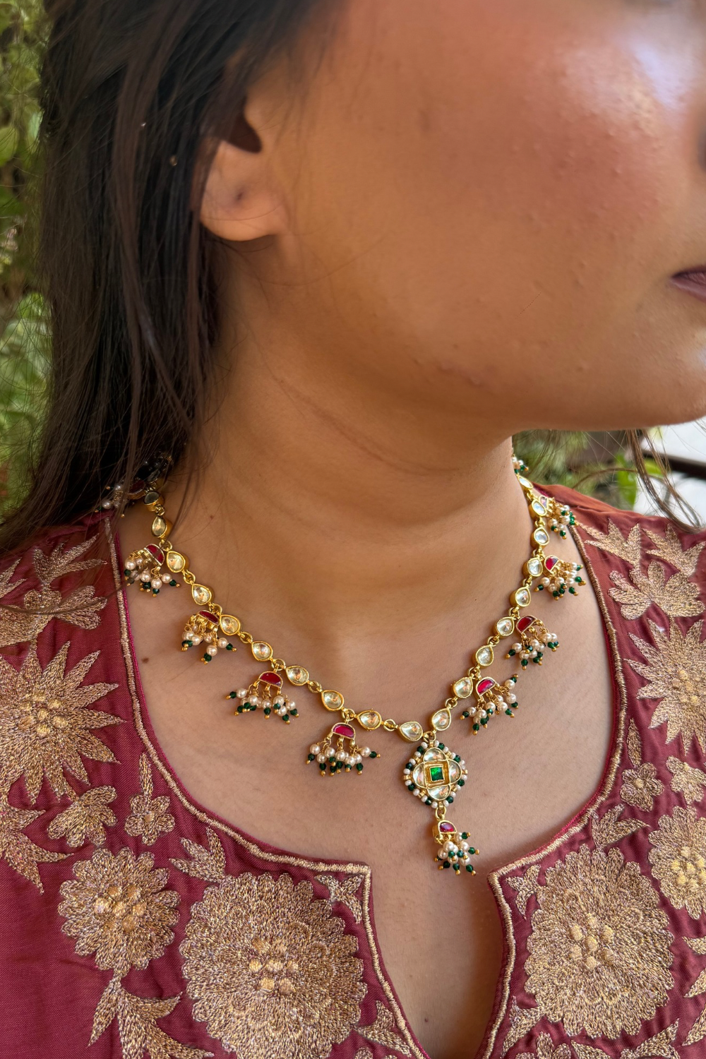 KUNDANKARI NECKLACE