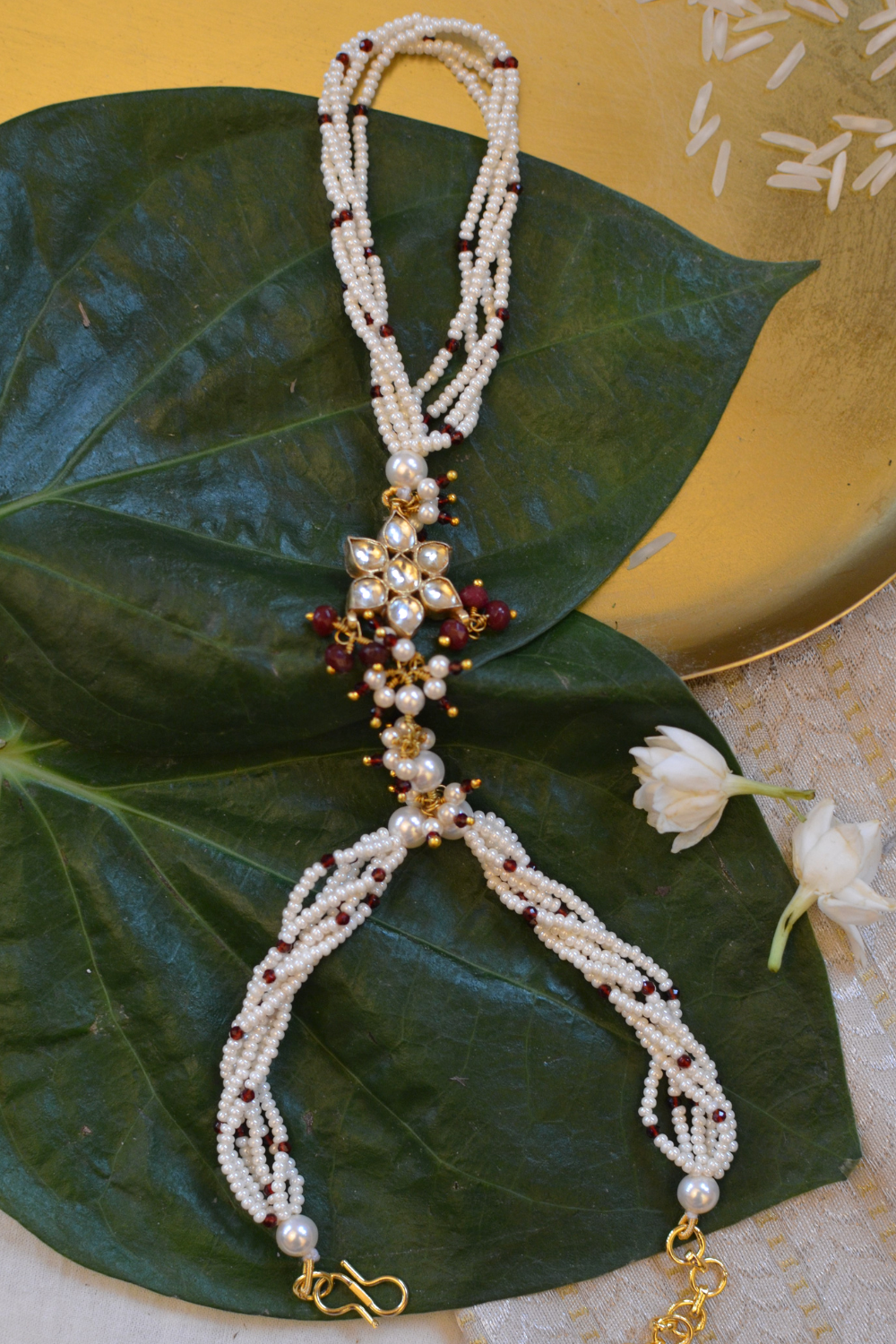 FLOWER KUNDAN MAROON HATHPHOOL