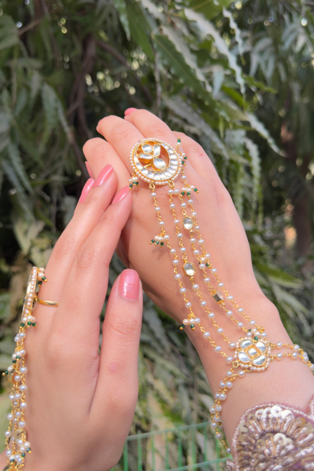 MOTI LADI RING HATHPHOOL (PAIR)