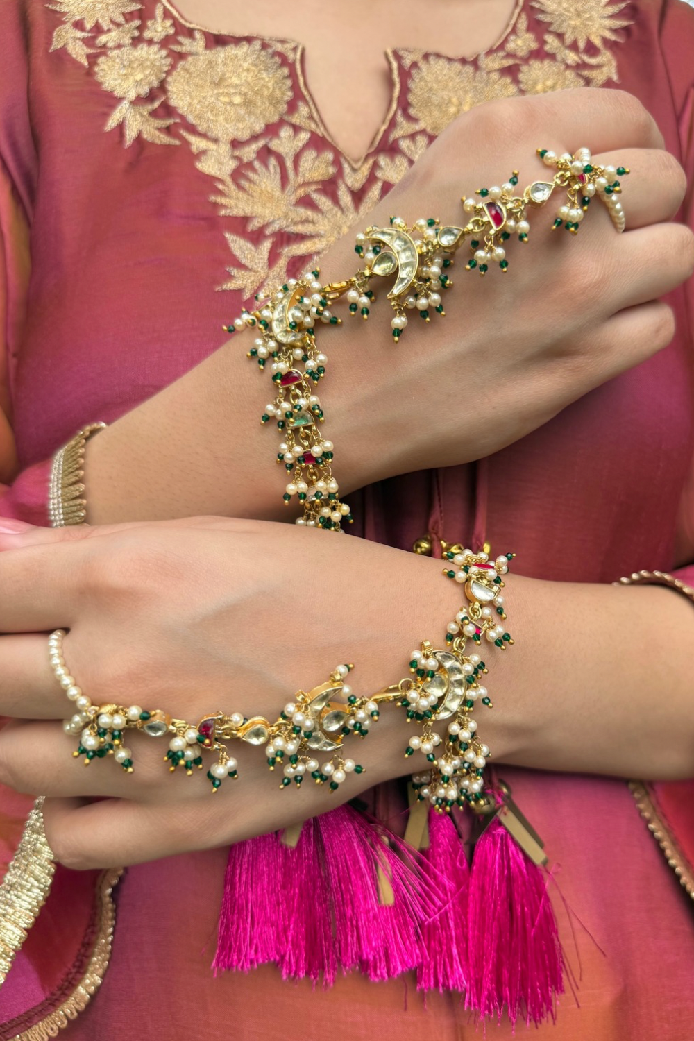MEHER CHAND DETACHABLE HATHPHOOL (hathphool cum bracelet)