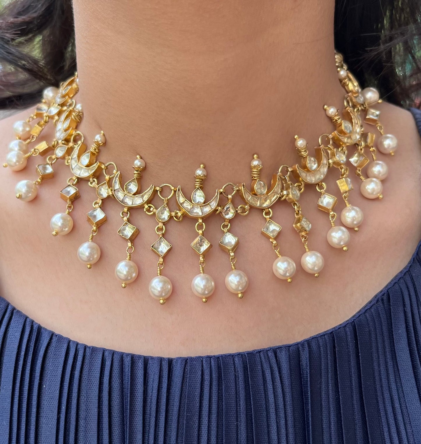 TIARA NECKLACE SET -PEARLS