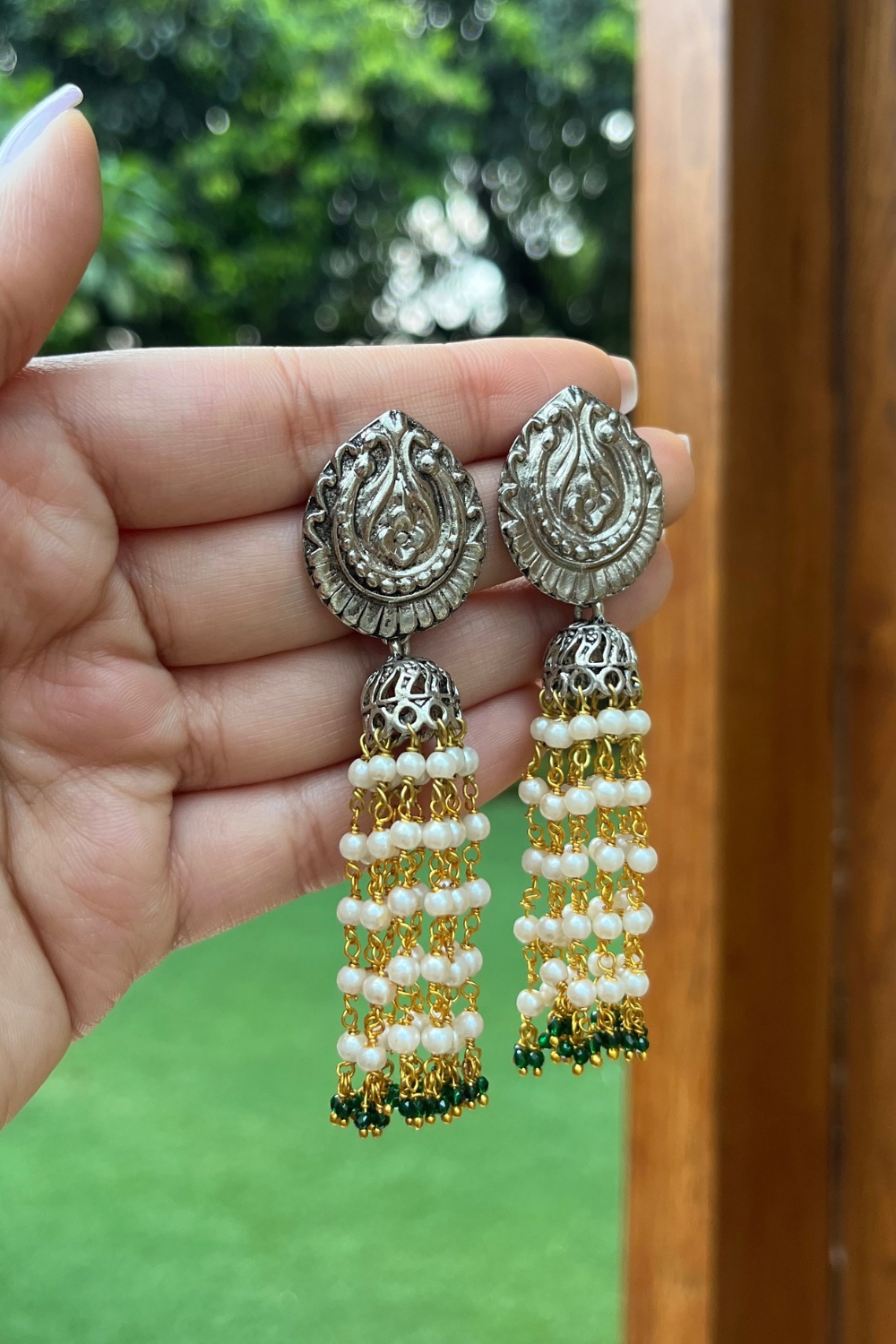 BETEL LEAF DANGLERS- GREEN