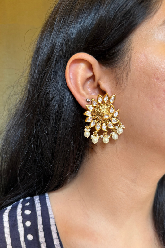 KUNDAN STUDS