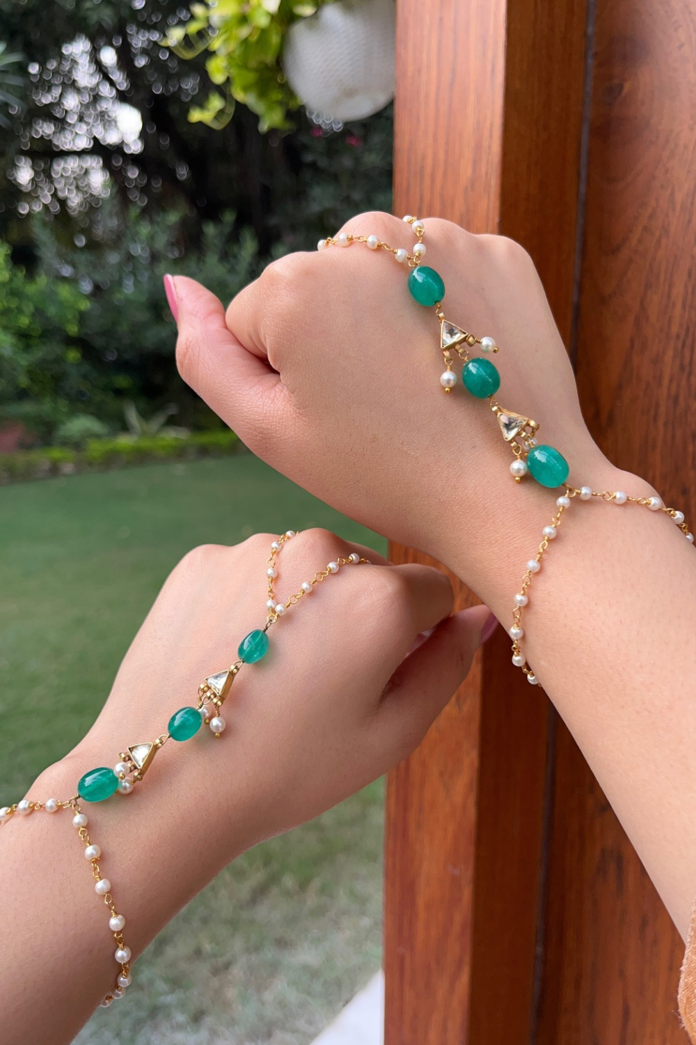 GREEN ONYX KUNDAN HATHPHOOL (PAIR)