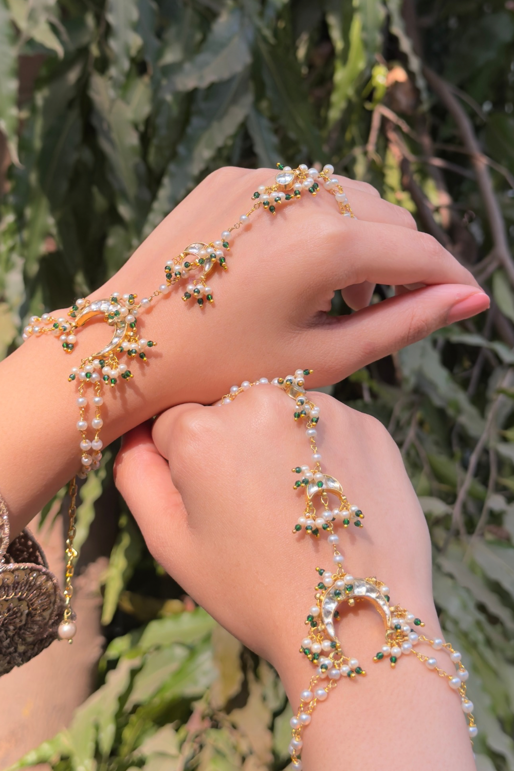 CHAAND HATHPHOOL (PAIR)