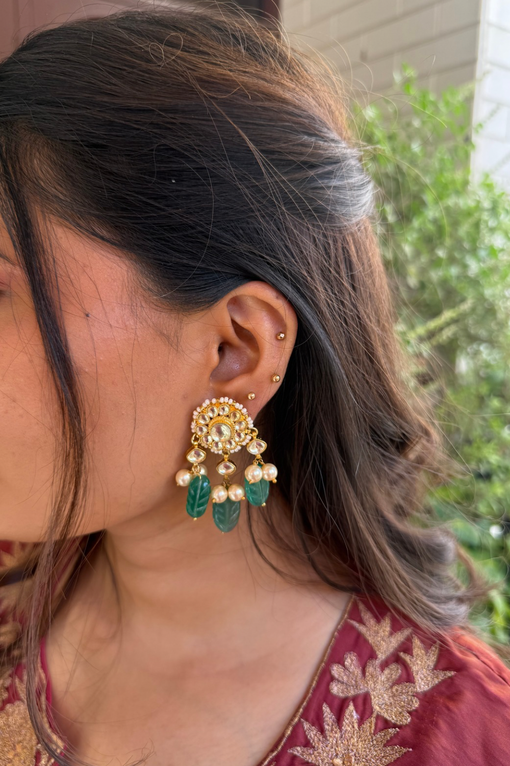 POLKI CARVED STONES STUDS