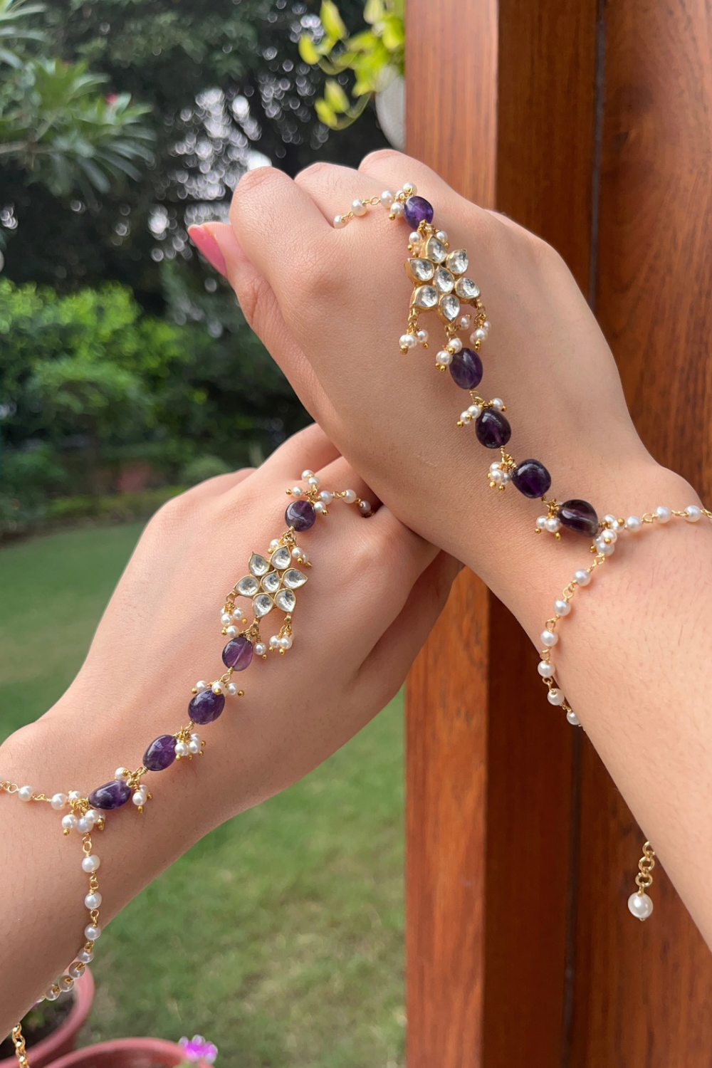 POLKI FLOWER PEARL CHAIN PURPLE HATHPHOOL (PAIR)