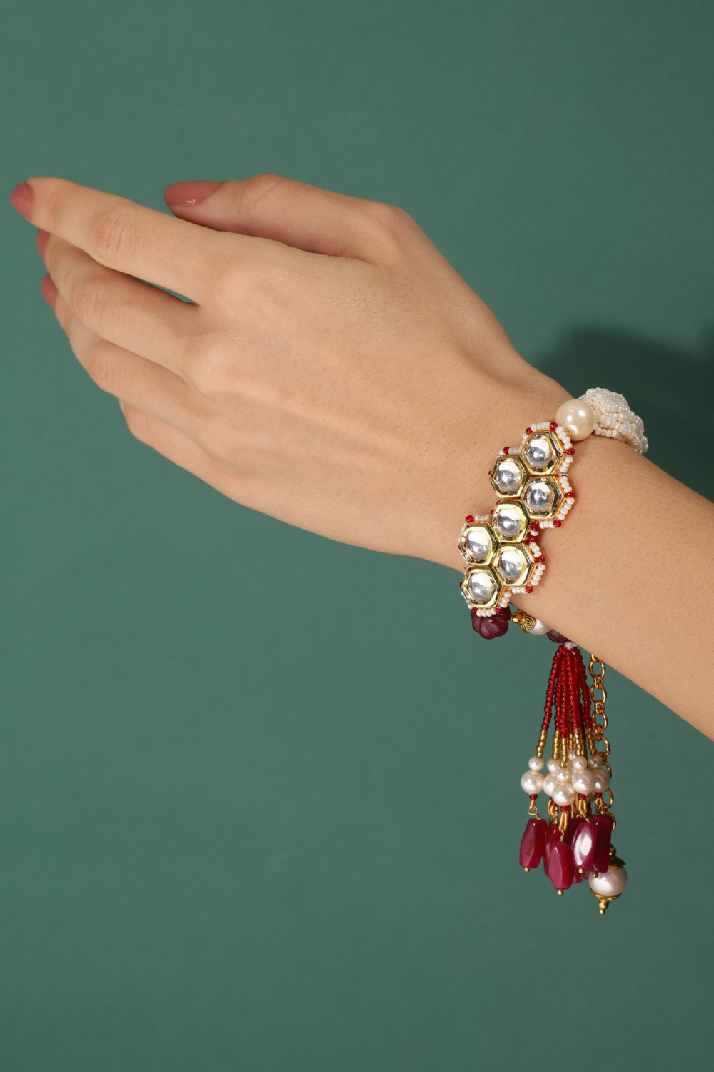 KASHTI TASSEL BRACELET- RED