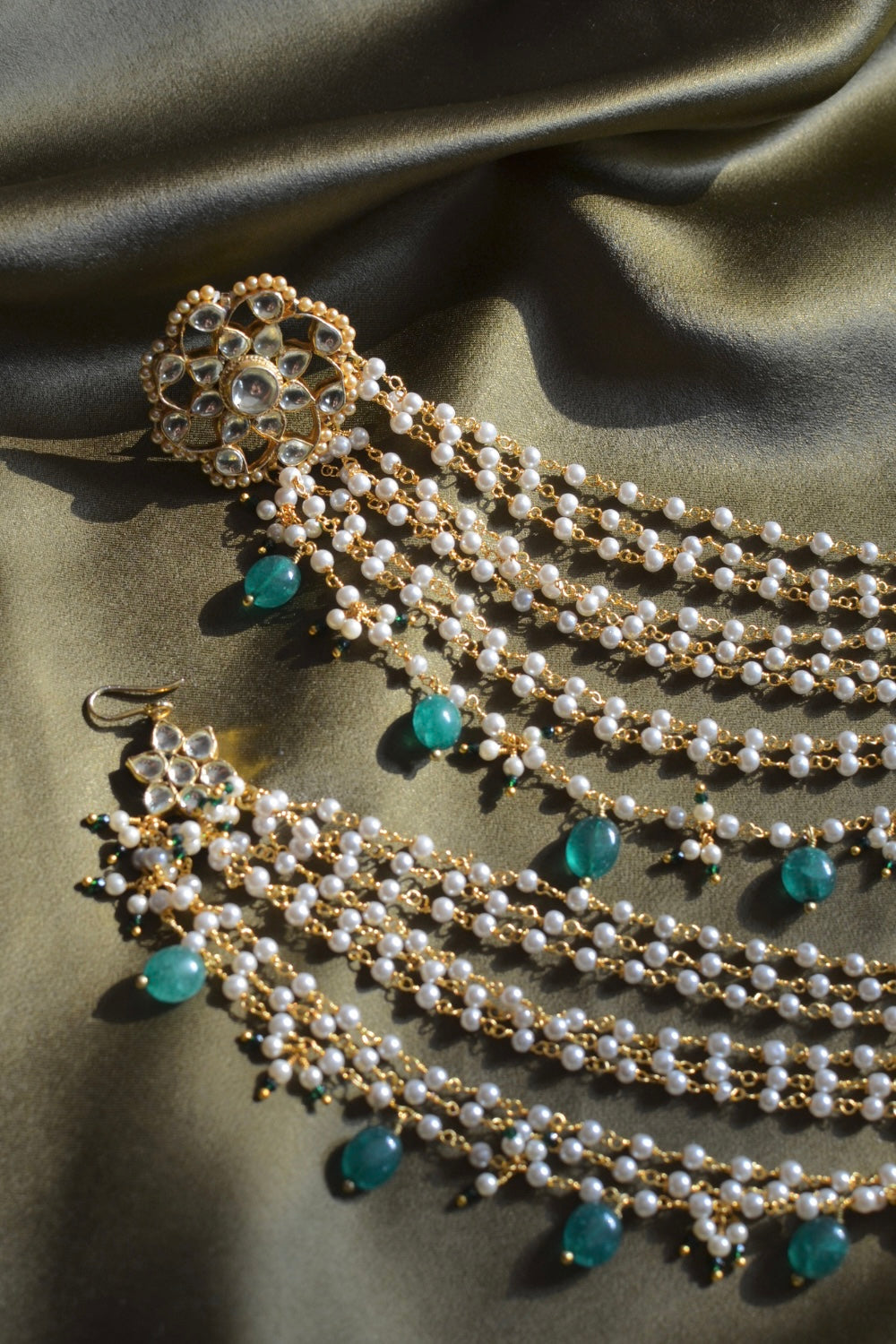 KUNDAN PEARL HEAVY SAHARA EARRINGS (limited edition)