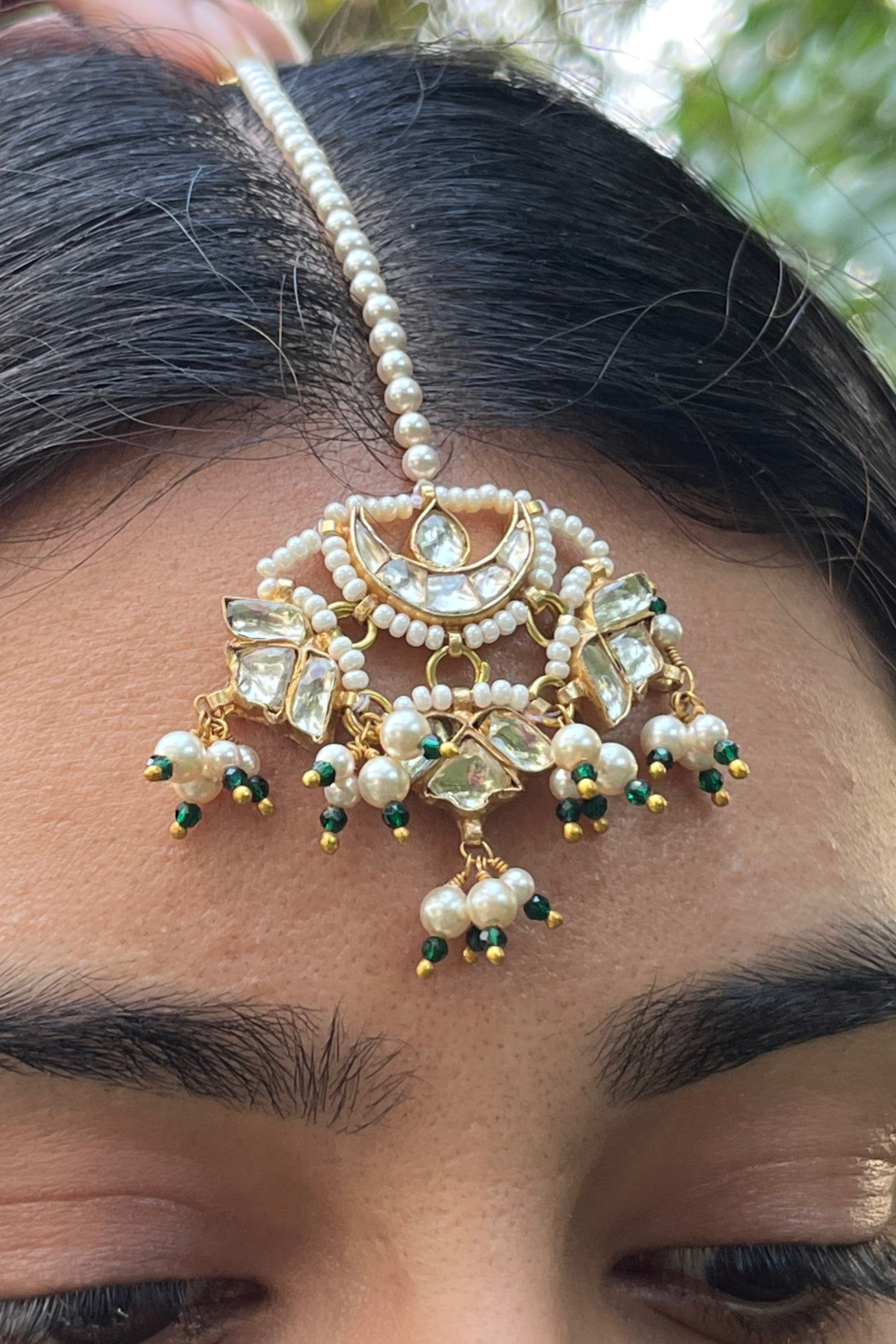 TRI-CHAND MANGTIKKA WITH PEARLS - GREEN