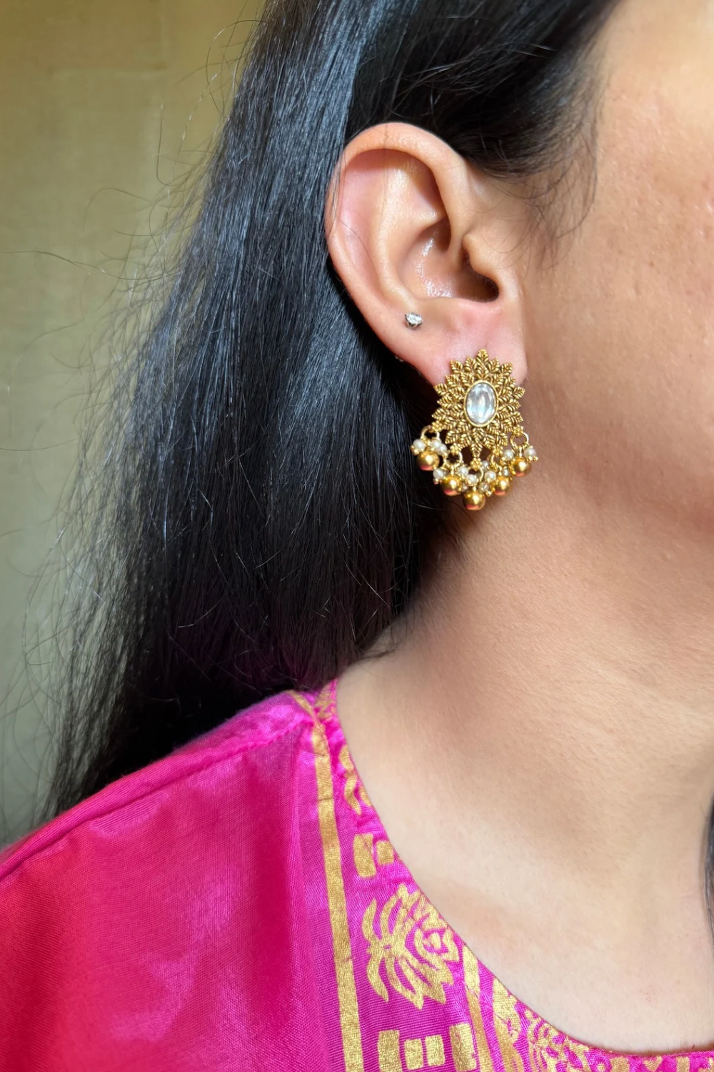 GOLDEN FLOWER STUDS