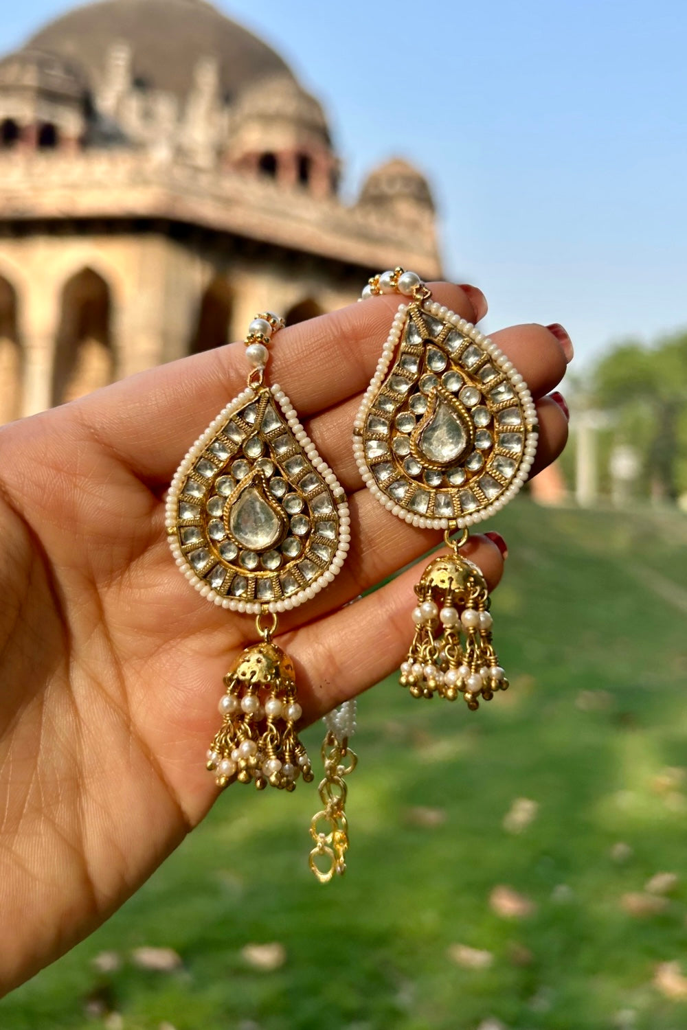 KUNDANKARI JHUMKIS