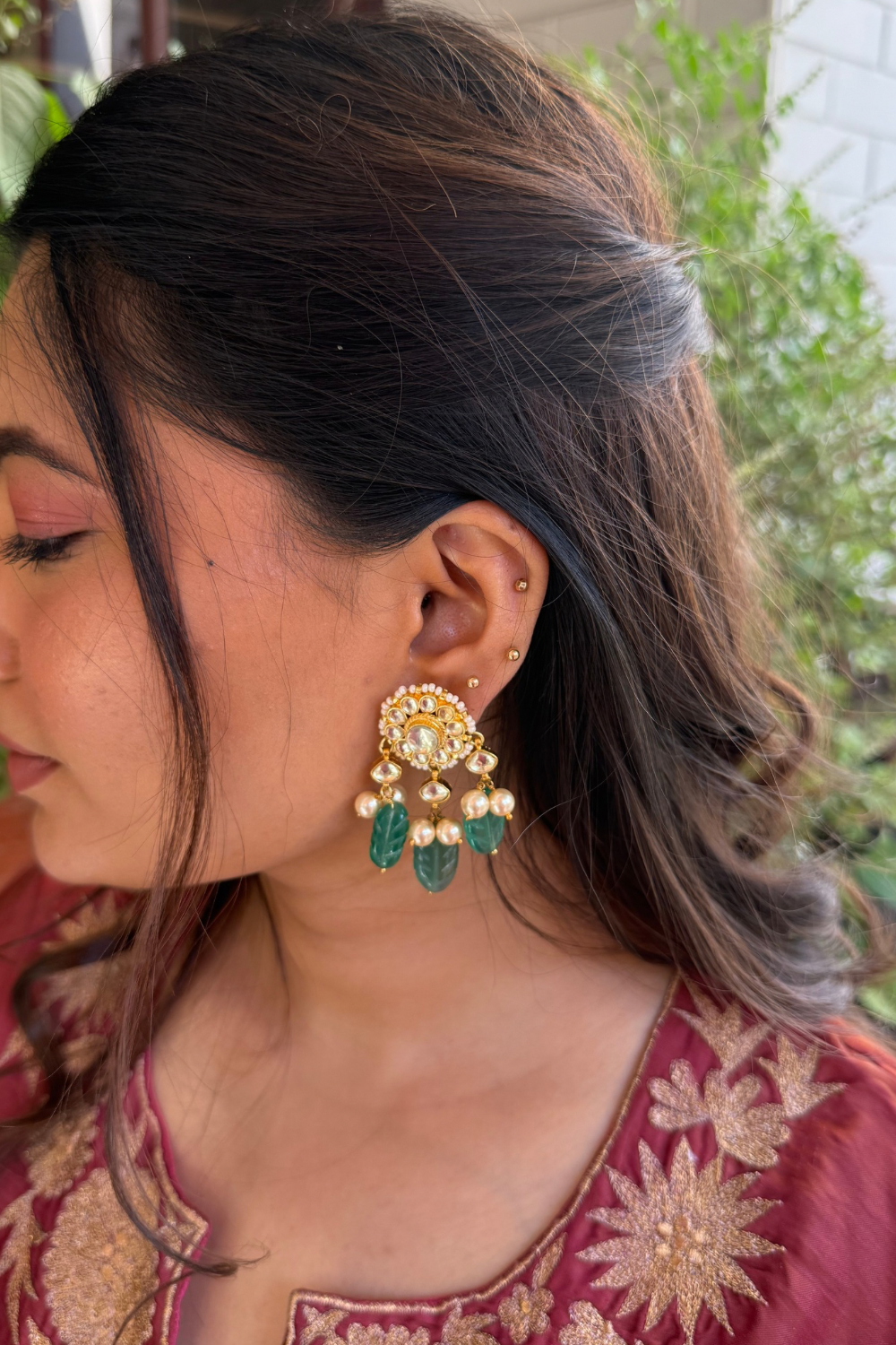 POLKI CARVED STONES STUDS