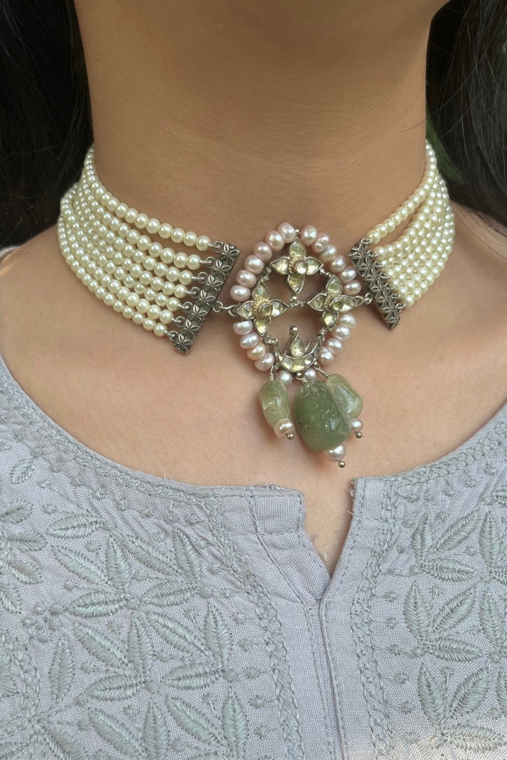 SILVER POLKI PEARL CHOKER