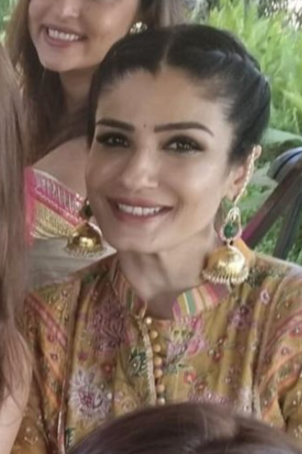 RAVEENA TANDON- TRIDHANI JHUMKAS