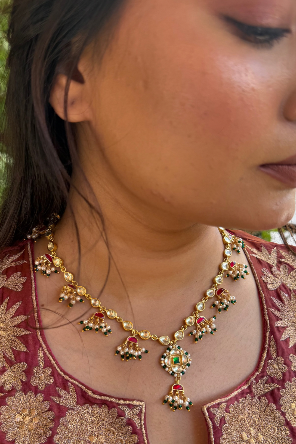 KUNDANKARI NECKLACE