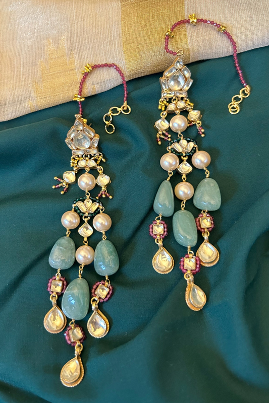 CREAM PEARLS SHOULDER GRAZING TARBOOZI EARRINGS