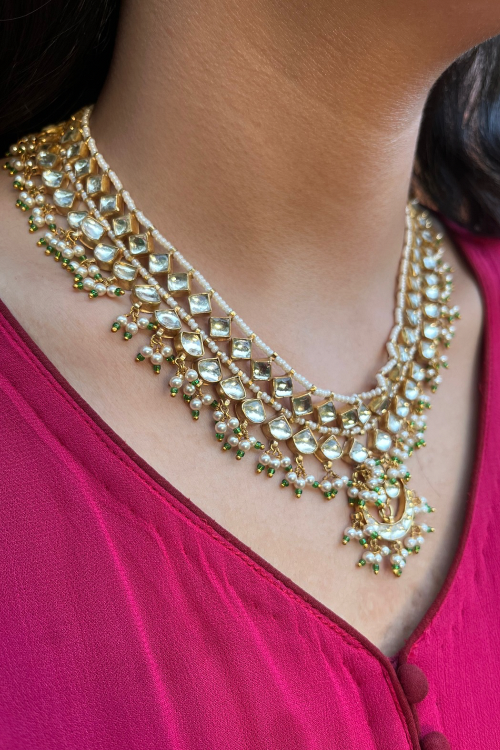 BRIDAL TRADITIONAL VERSATILE MATHAPATTI-CUM-NECKLACE - GREEN (Detachable dori lock and hair parting chain)