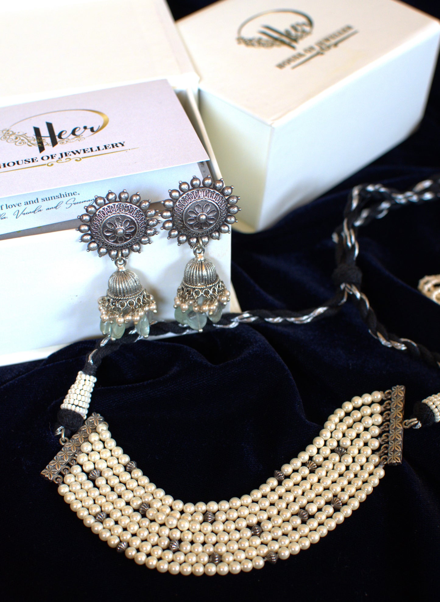 MOTI LINES CHOKER & JHUMKIS SET