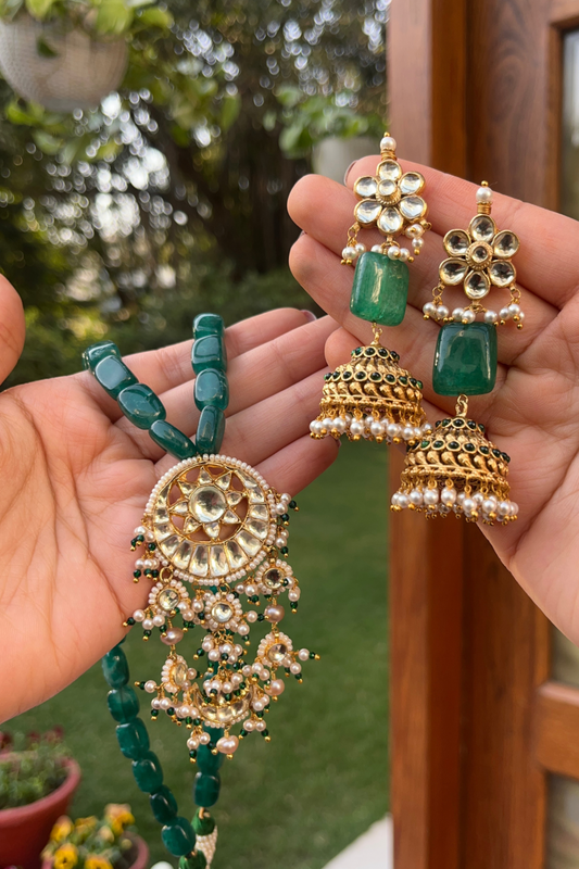 GREEN TUMBLE KUNDAN NECKLACE JHUMKIS SET