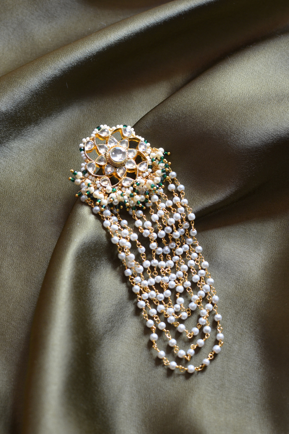 KUNDAN PEARL HEAVY SAHARA EARRINGS & HAIR PIN COMBO