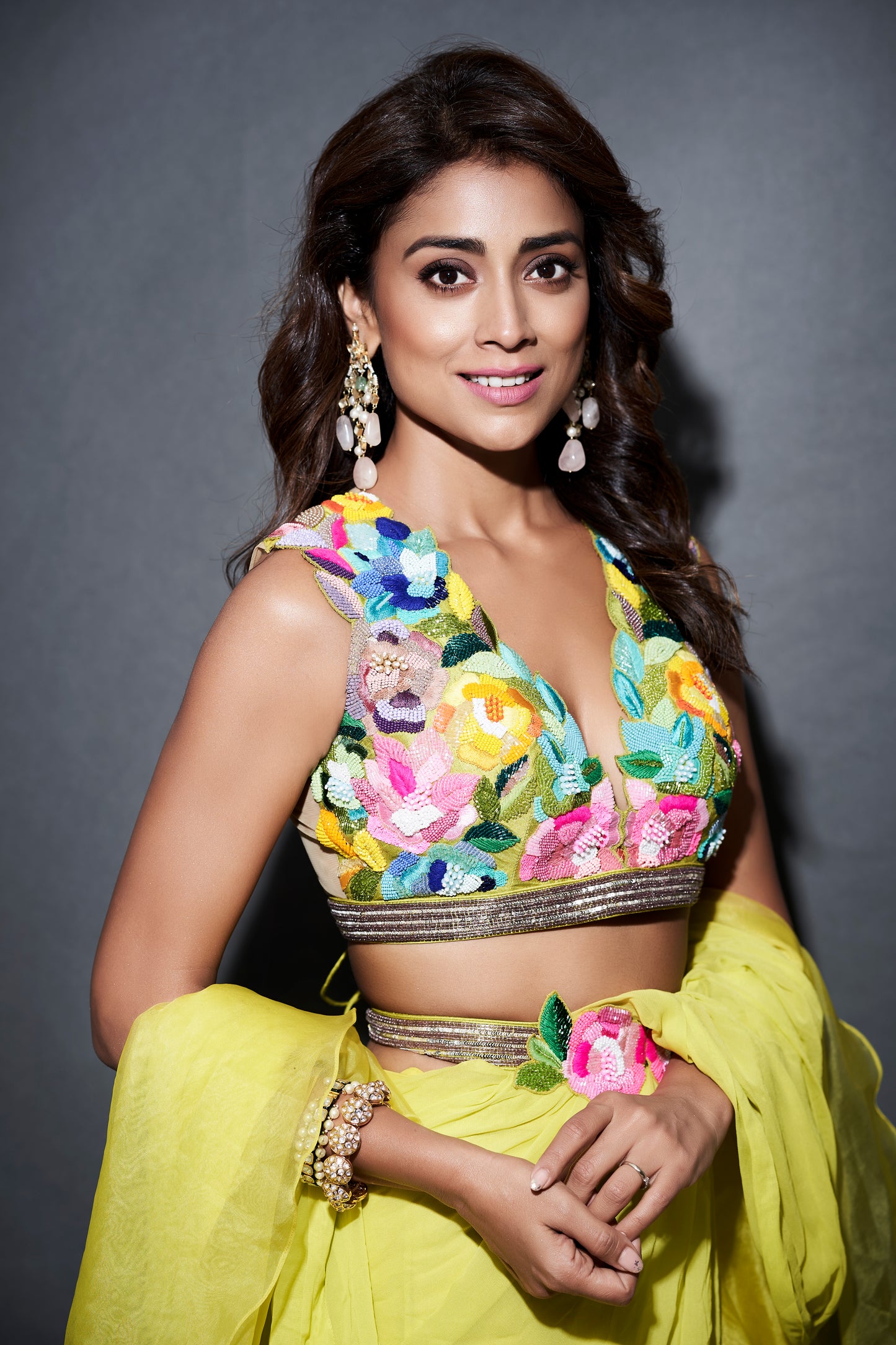 SHRIYA SARAN- KAMAL JAALI POLKI EARRINGS