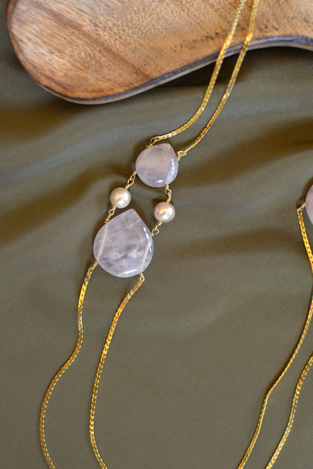 ROSE QUARTZ AND PEARL SLINKY CHAIN NECKLACE