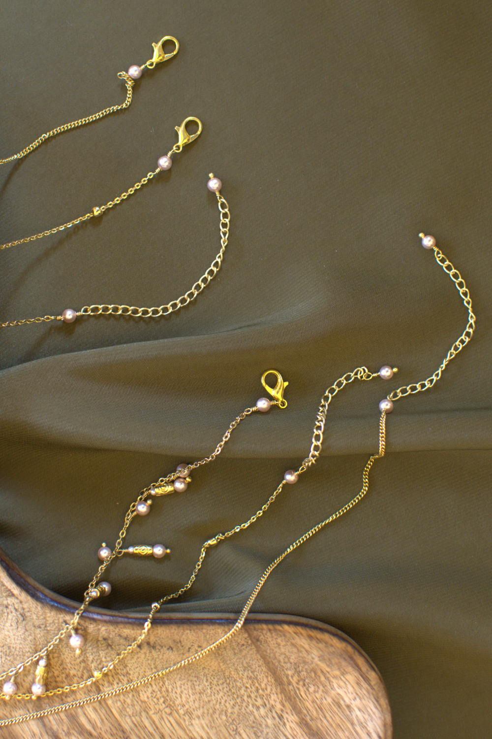 MULTI-STYLE CRESCENT AND  SPINDLE BEADS NECKLACE SET- PEARLS AND GOLD