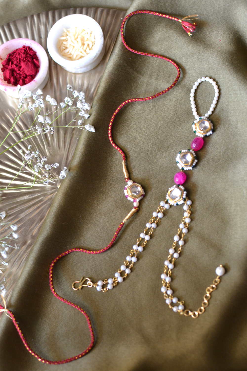 FALAK HANDHARNESS RAKHI SET- RED