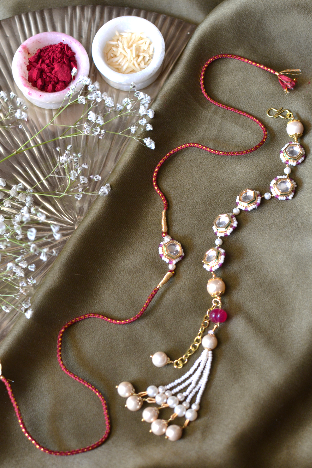 KUBERA LUMBA & RAKHI SET- RED