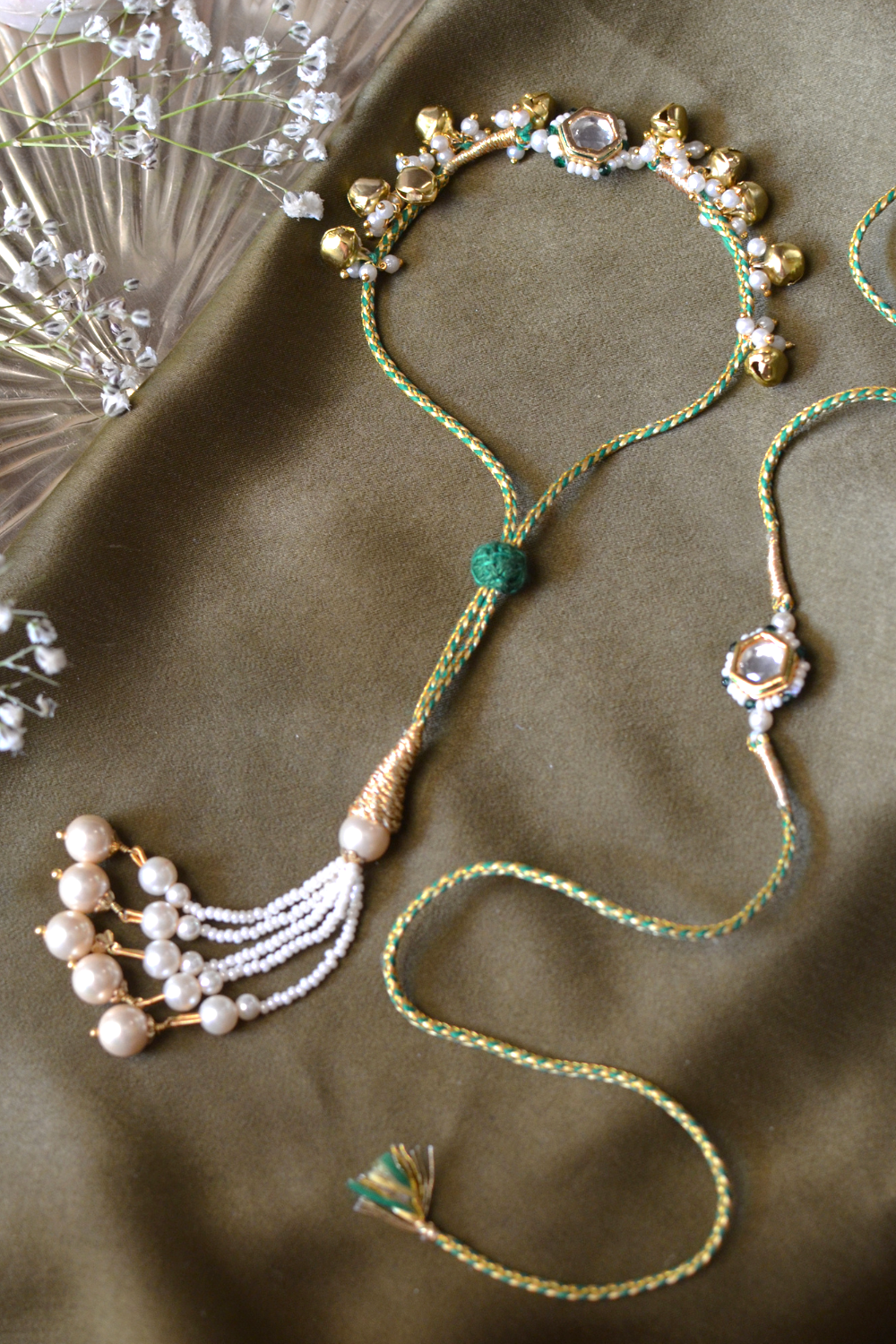 GREEN GHUNGAROO THREAD RAKHI & LUMBA SET