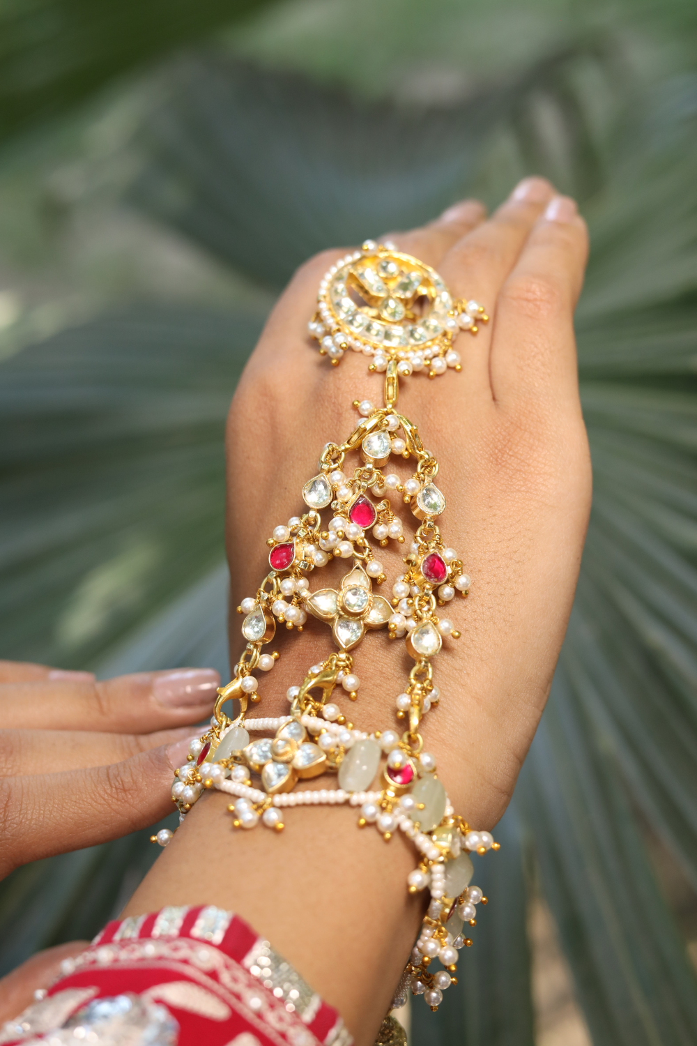 BRIDAL SINGLE HATHPHOOL WITH DETACHABLE RING AND BRACELET