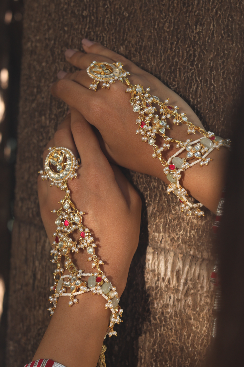 BRIDAL HATHPHOOL PAIR WITH DETACHABLE RINGS AND BRACELETS