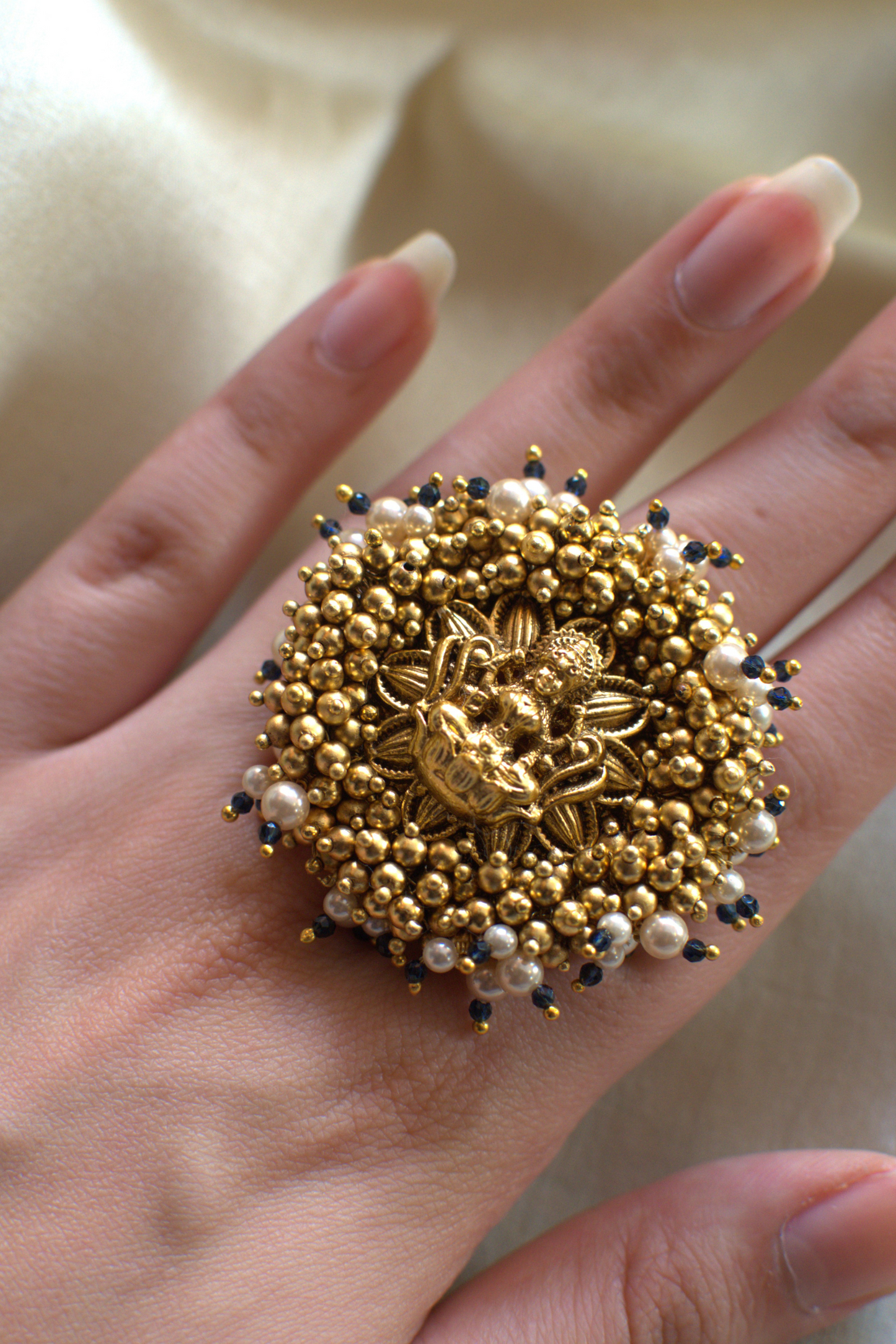 GODDESS PEARL GOLD RING